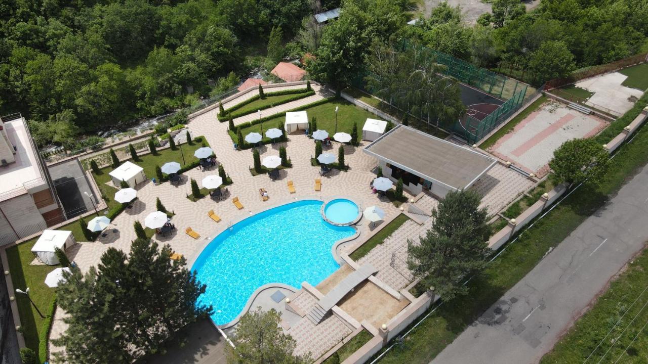 Aghveran Ararat Resort Hotel Arzakan Exterior photo