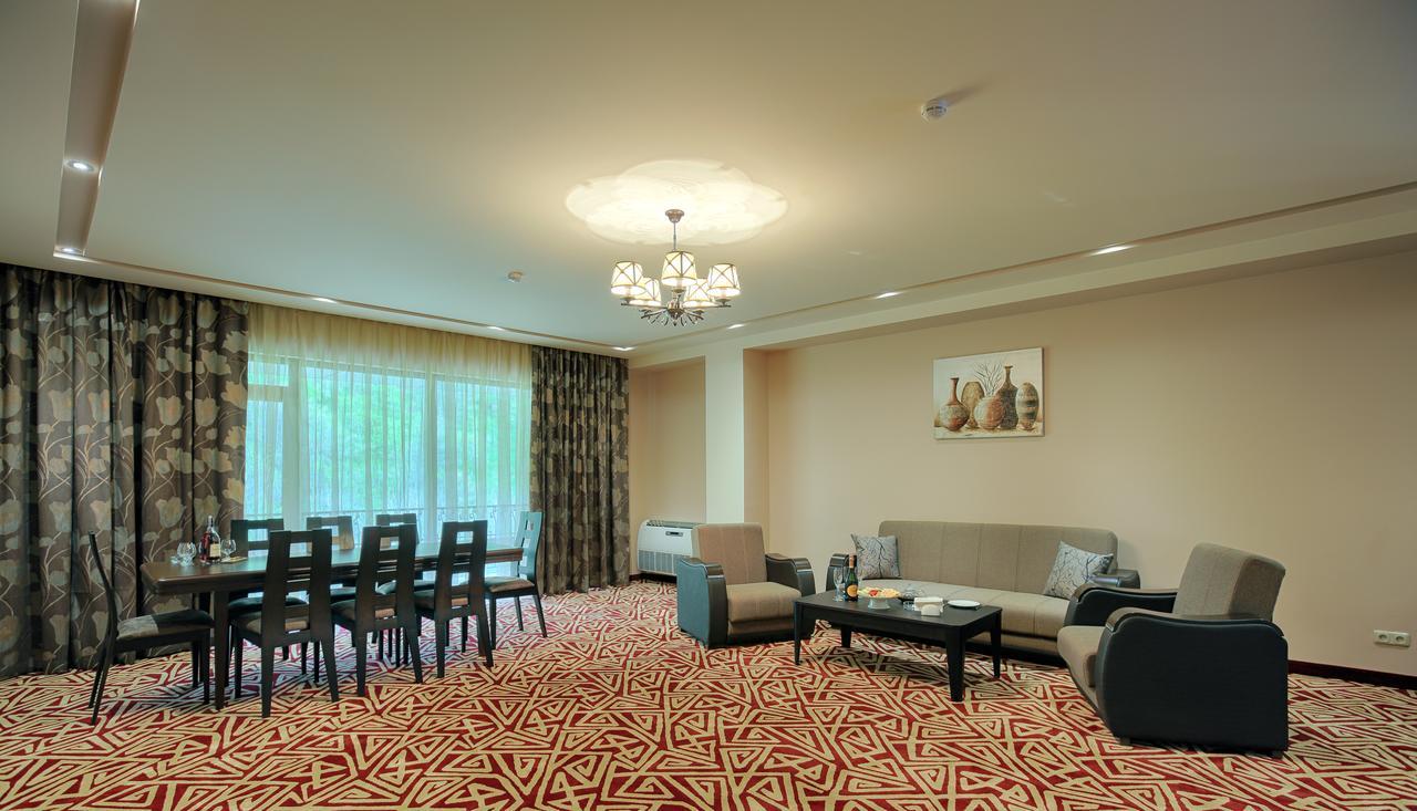 Aghveran Ararat Resort Hotel Arzakan Exterior photo