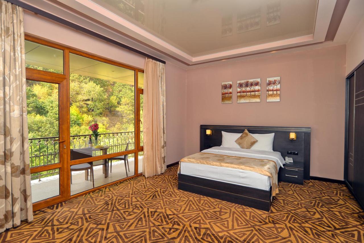 Aghveran Ararat Resort Hotel Arzakan Exterior photo